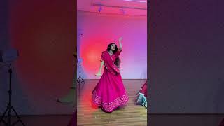 Saathiya Puravo Dware song #shots #danceform #reel #bolleywoodsong #instagram #dancestyle #hindisong