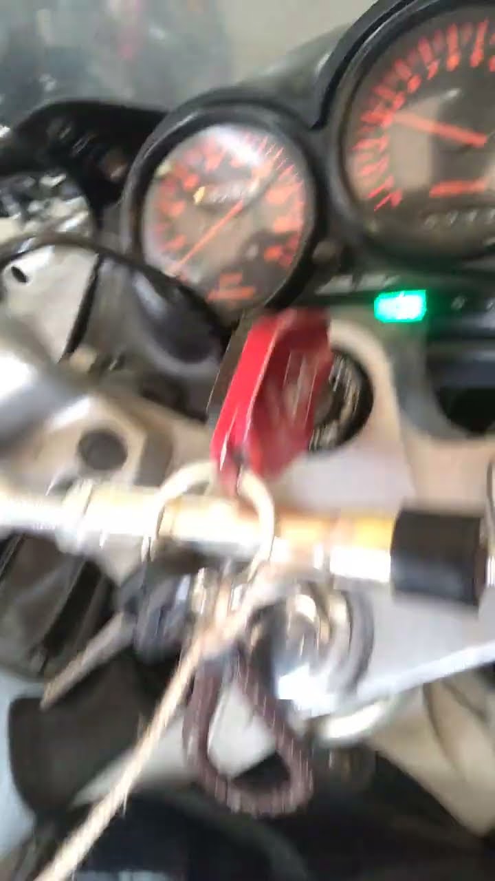 ヤフオクメルカリ ZZR250 ZZ-R250 お問い合わせはこちら❗️omm