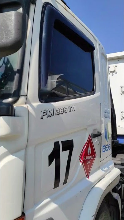 Berapa CC Truk Trailer ⁉️ #manuver #truck #trailer
