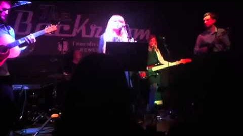Janet Devlin - Working For The Man