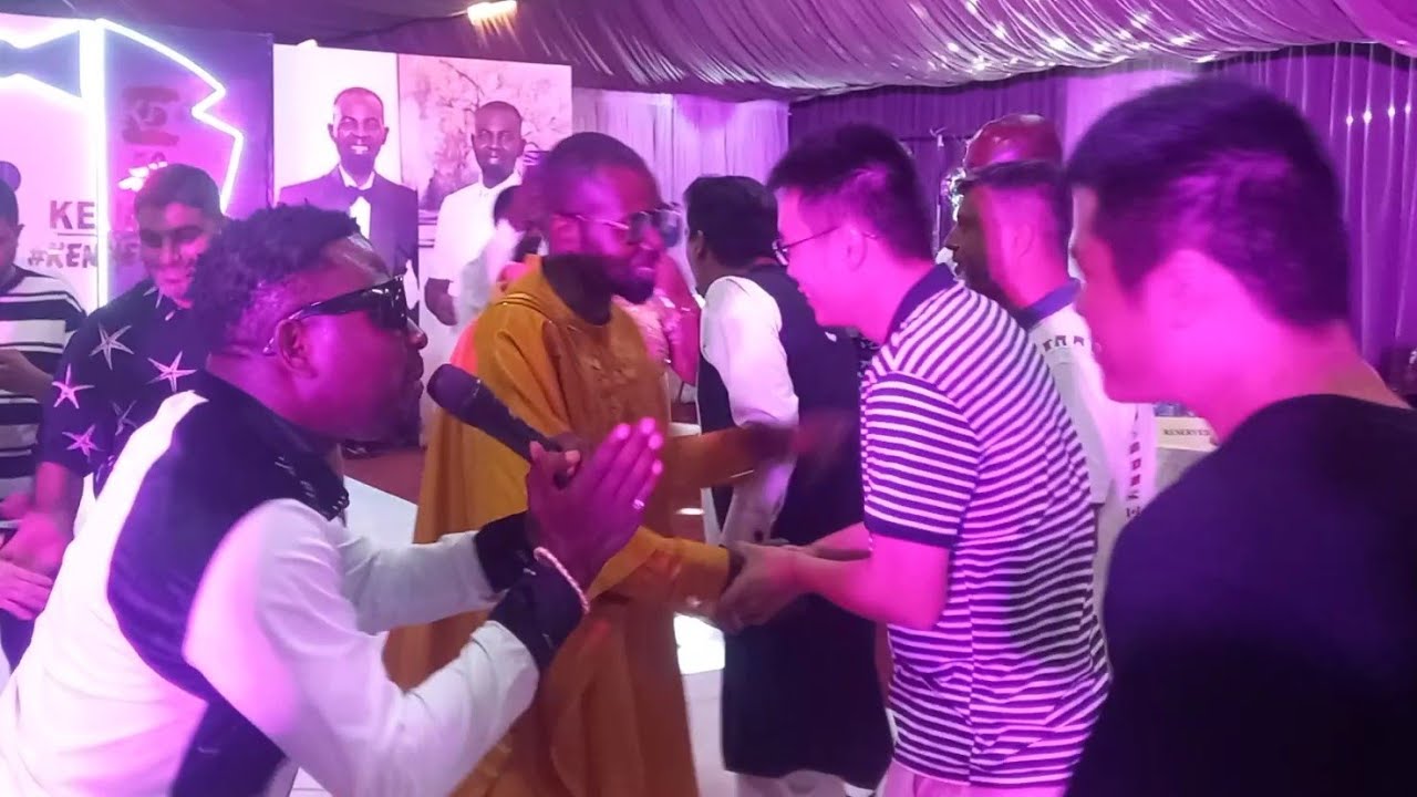 Broda Sammy Surprises Chinese Business Partners At Kennedy Digital Broda sammy surprises chinese business partners at kennedy digital