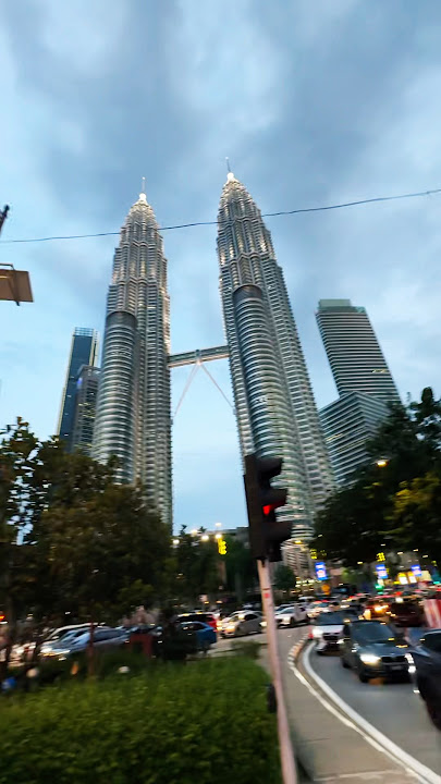 Malaysia twin tower #kltower #twintowers #music #malasiya #foryou #trendingvideo