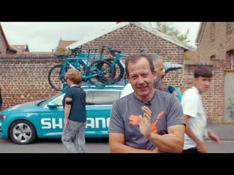 Video: Hoe om 'n rit in die Tour de France-neutrale diensmotor te kry