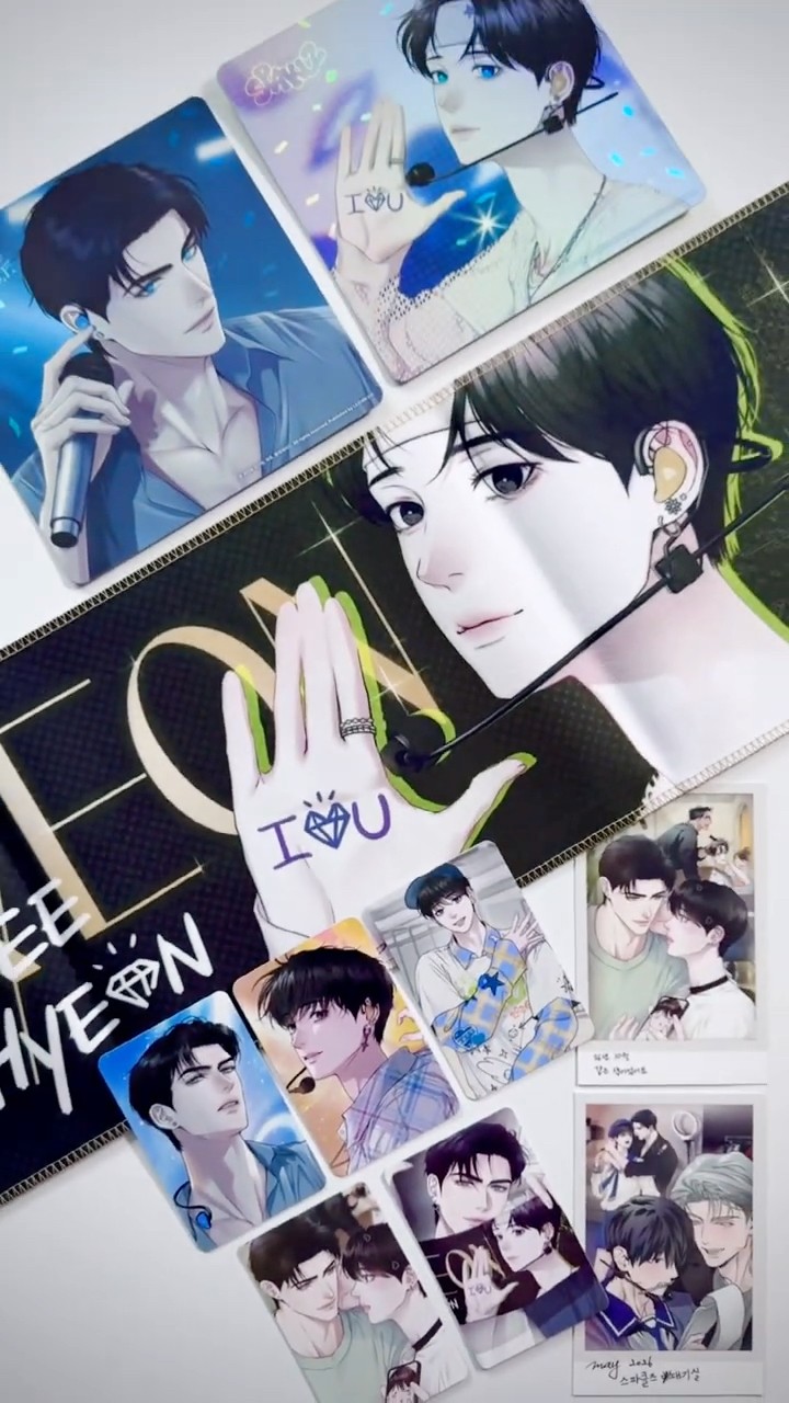 DIAMOND DUST 💙 got my lezhin seasons greetings spaklz merch in