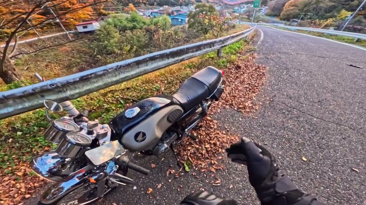 Japan [4K 60] Motorcycle Trip to Kiso | Autumn (50mins) | Old Honda 250 | asmr