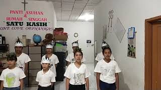 Aurora - Day Dreamer by Panti Asuhan Satu Kasih (One Love Orphanage) Song Cover   lyric 👇