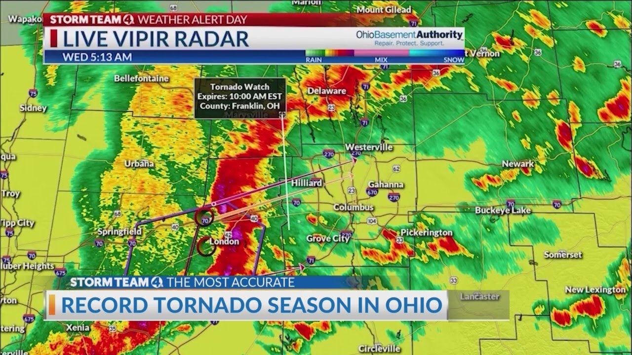 I should have been on this tornado outbreak of November 10, 2002 - long  story. Big fall outbreak from Ohio through Dixie, image size:1280x720