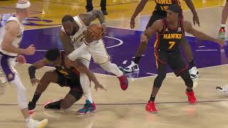 LeBron James ankle injury vs Hawks