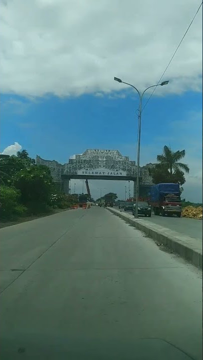 Lamongan Kota Soto | Gapura Paduraksa Selamat Jalan