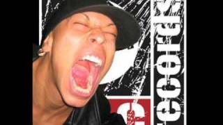 Mic Life - Mad Moi Z Elle Lyrics