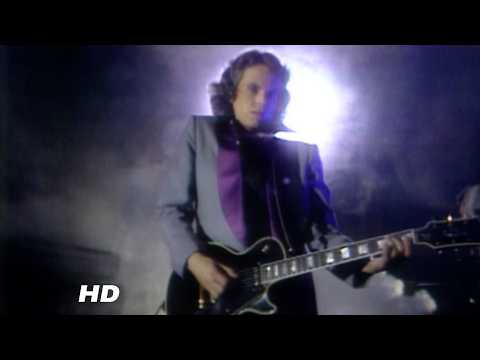 Walter Egan - Magnet & Steel (Official Music Video)