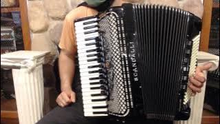 4688 - Certified Pre-Owned Black Scandalli Super VI Extreme Piano Accordion LMMH 41 120 $9999