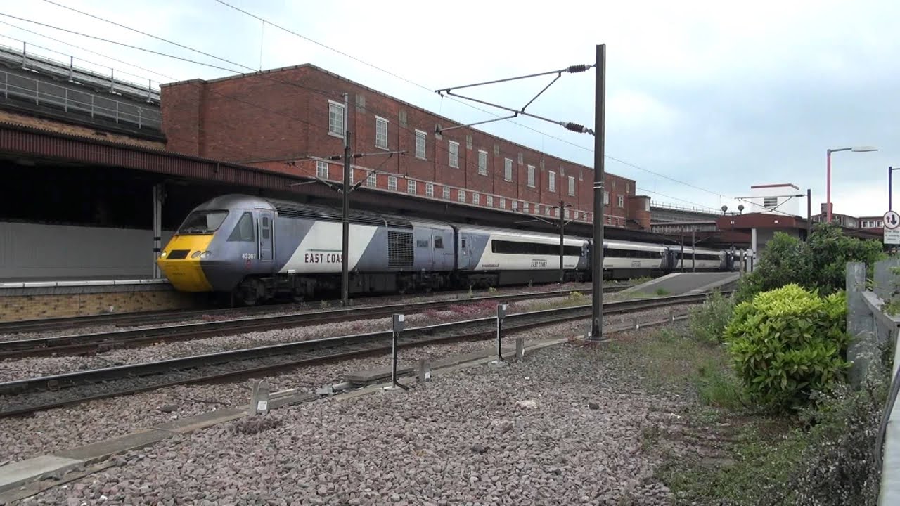 43367 and 43319 leave York heading north