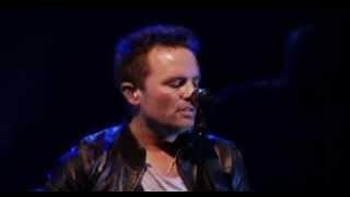 Chris Tomlin I Lift My Hands [Live] [HD]
