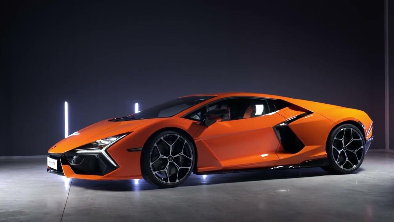 Lamborghini Aventador v12
