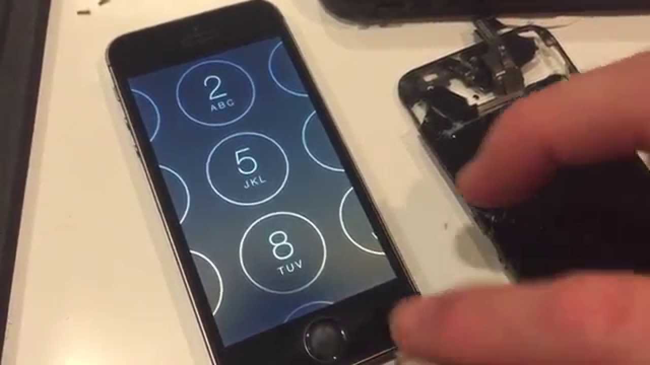 How To Fix An iPhone Stuck On Lockscreen - YouTube