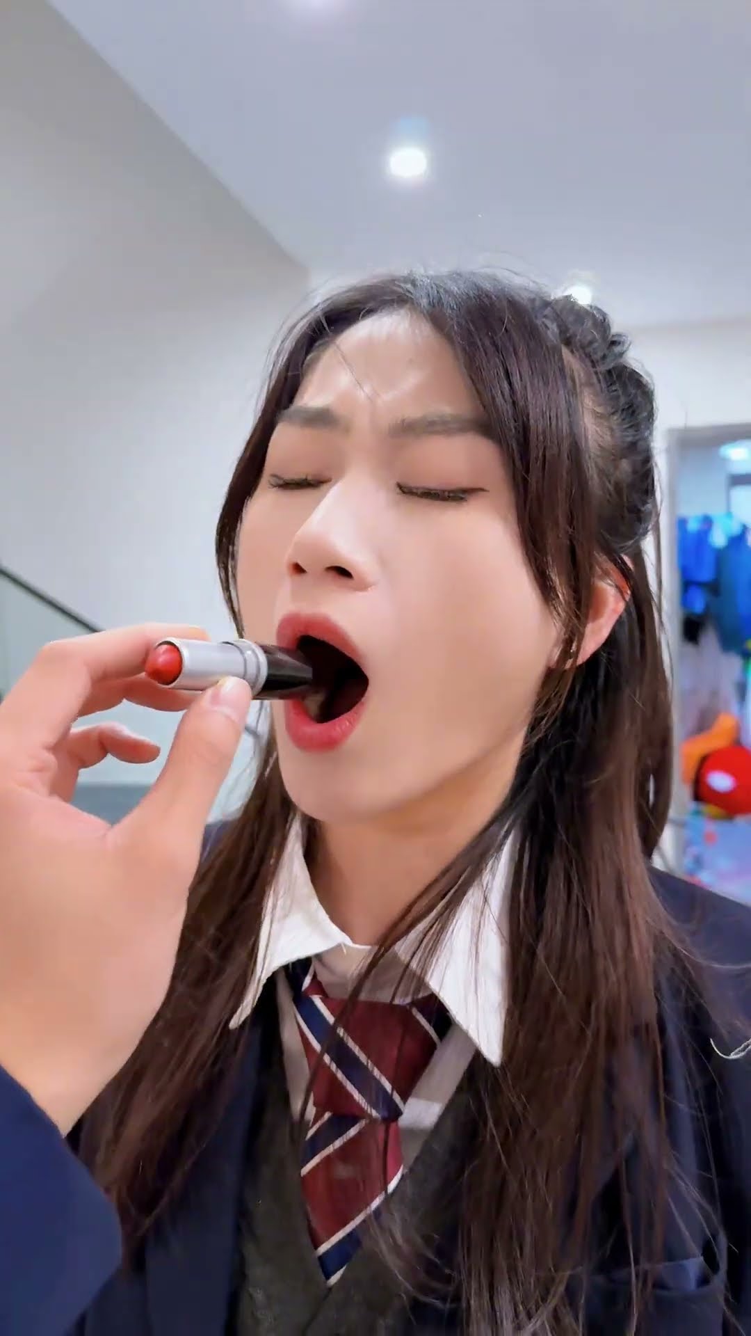学校不让带口红#short #angel #clown