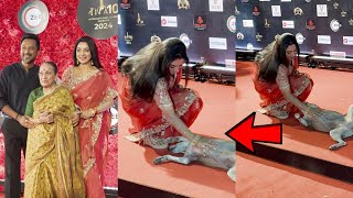 Wow What A Moment When Dog Comes On Red carpet Watch What Anupama Aka Rupali Ganguly Did - 🐕 Lover