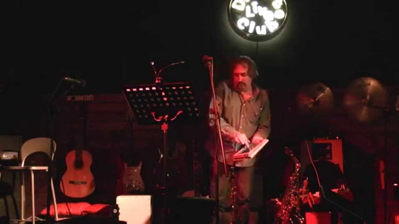 Love is lost David Bowie revisited Mario Cominotti performing Synth & Voice DNArte Assago 2013