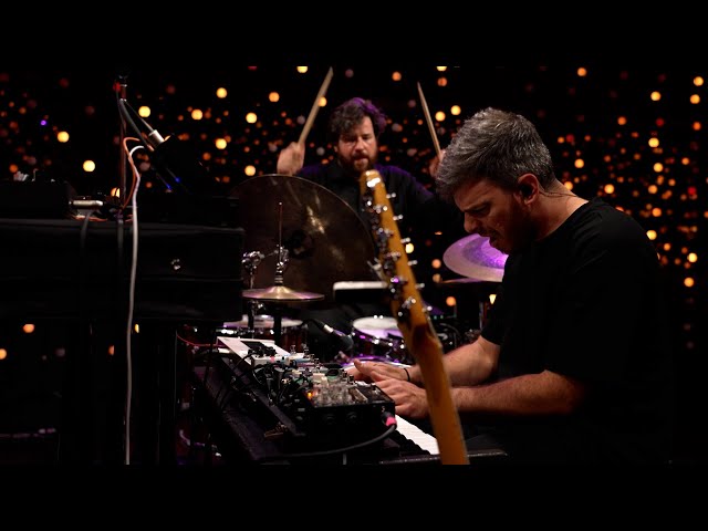 SISTEMAS INESTABLES -  Retorno de Saturno (Live on KEXP) class=