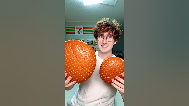 Only Eating GIANT Foods From a Korean Convenience Store!