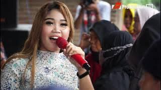 ngringet bareng - Ajeng Nabila(New Arnika jaya) edisi desa surakulon/Pagertoya