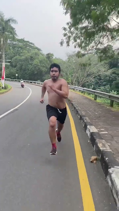 LATIHAN LARI MENINGKATKAN KETAHANAN FISIK