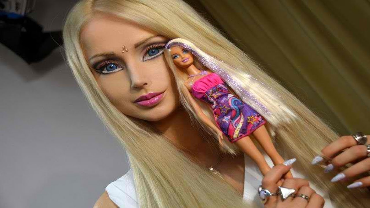 5 Real Life Human Barbie Dolls - YouTube