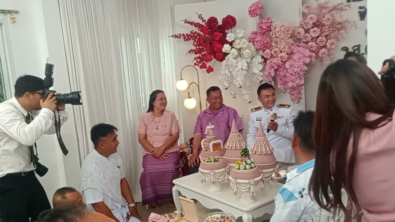 มางานแต่อีกแล้ววุ้นวายพอสมควร😀😀😀