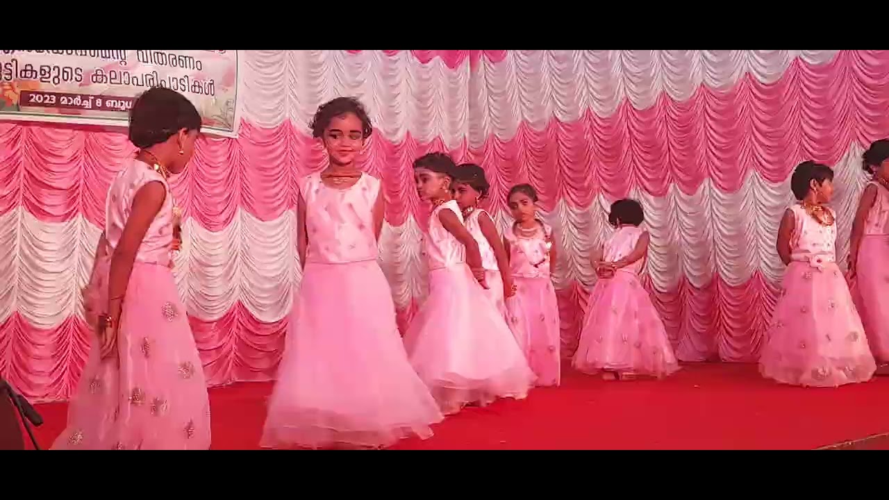Fabulous Dance Performance by LKG students 💃 Annual Day celebration of ...
