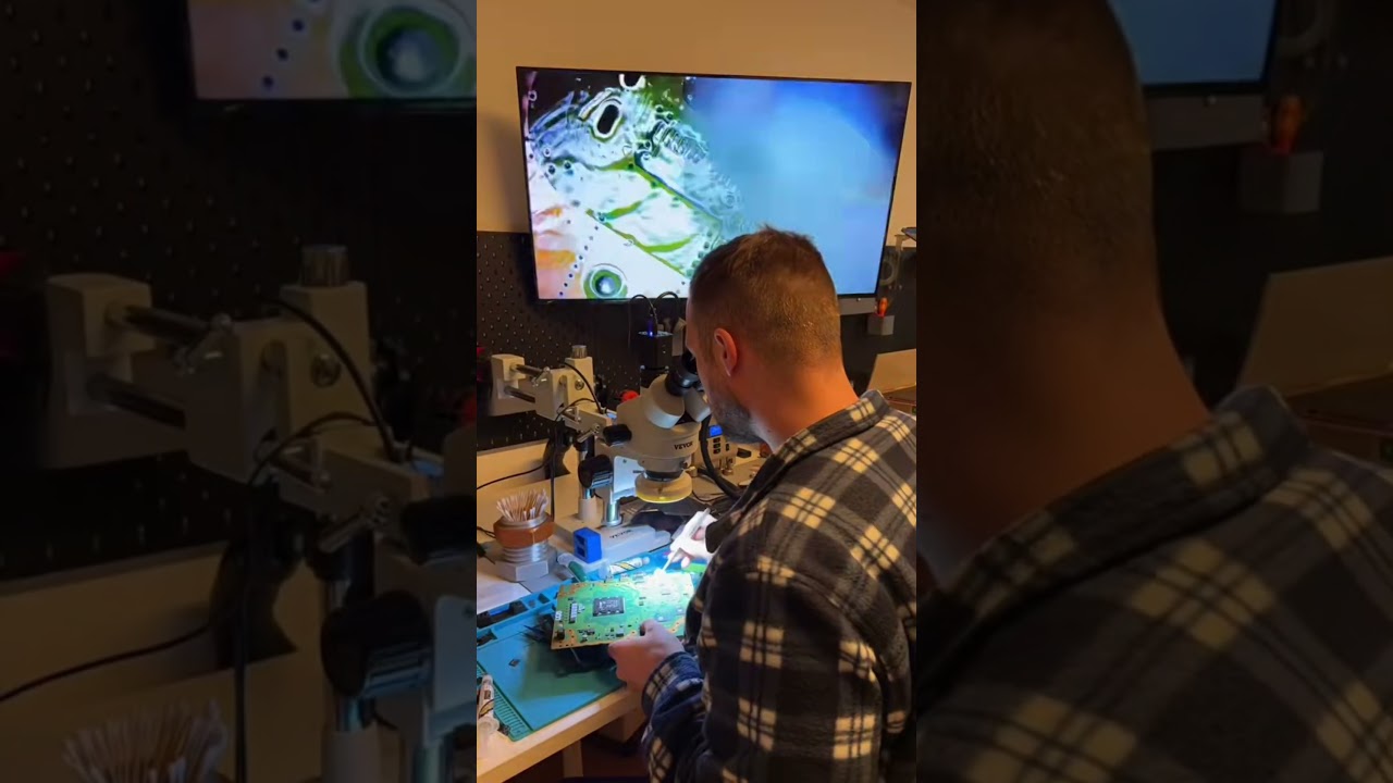 PS5 Hmdi Port kaputt  #ps5 #playstation5 #repairing #electronics #soldering #hdmi #replacement #diy