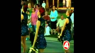 Thousands attend Naples annual Christmas parade