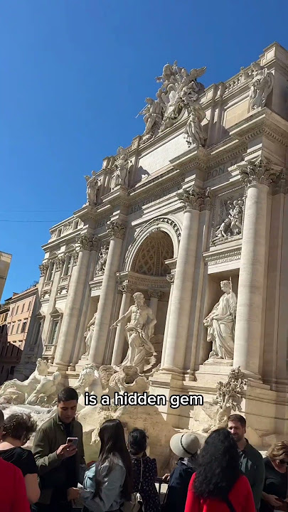 Have you ever seen this hidden gem in Rome? #GalleriaSciarra #HiddenRome #RomeSecrets #rometips