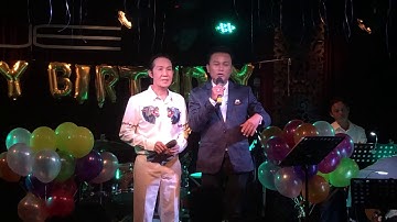 NSƯT Vũ Linh Bất Ngờ Xuất Hiện Tại Sinh Nhật Phương Hồng Thủy và Thừa Nhận Yêu Cả Năm Cô Đào Hát