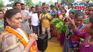 Bjd Jharsuguda By-Poll Candidate Deepali Das With Barsha Bariha Dances With Laikera Block Women