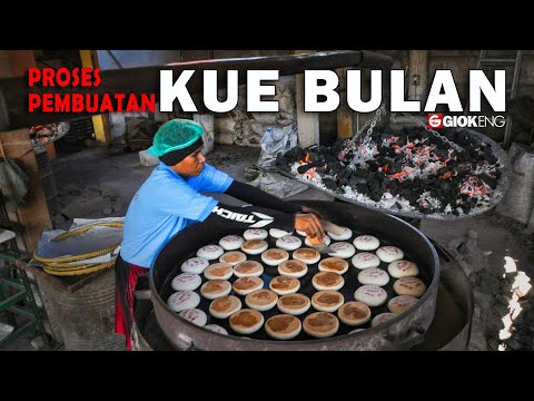 proses pembuatan kue bulan .Tiong chiu pia . Tangerang Banten.