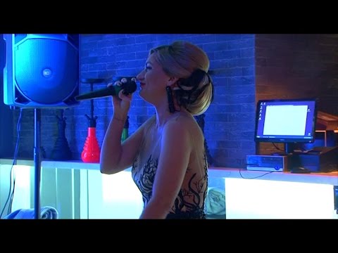 რესტორანი \"პელაგონი“ - აქ თქვენს განწყობაზე პროფესიონალი მოცეკვავეები და მომღერლები იზრუნებენ