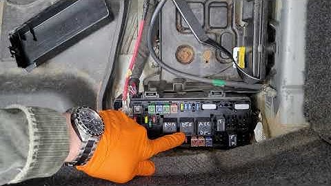 2009 Dodge Charger Fuse Box Access & Relays Identified
