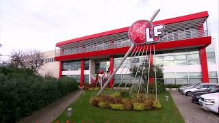 A drone's eye view of LF, inside and outside screenshot 2