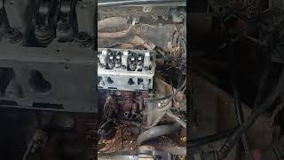 motor Zetec Rocam fazendo cabeço