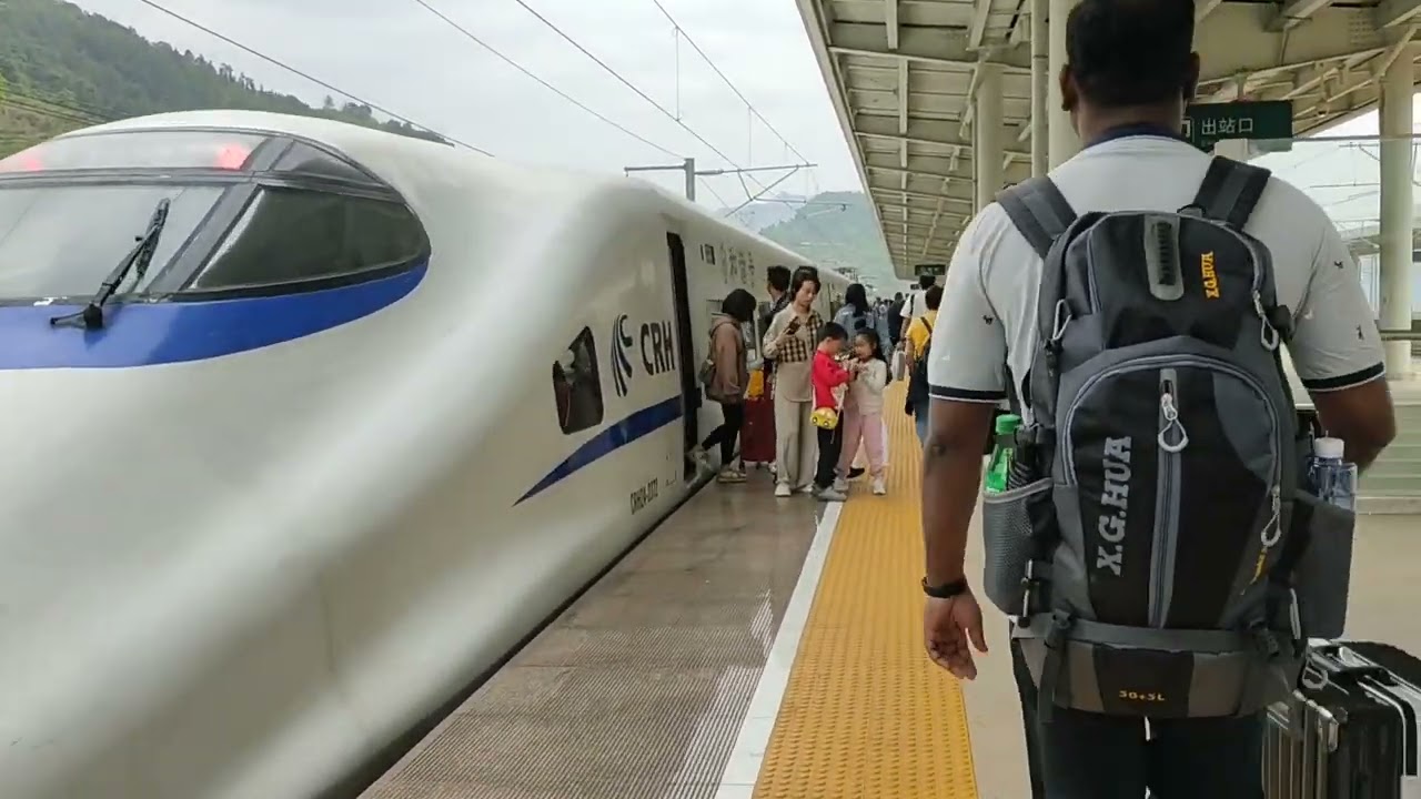Yangshuo Railway Station to Guangzhou South Railway Station | High Speed Train | 阳朔火车站至广州南站