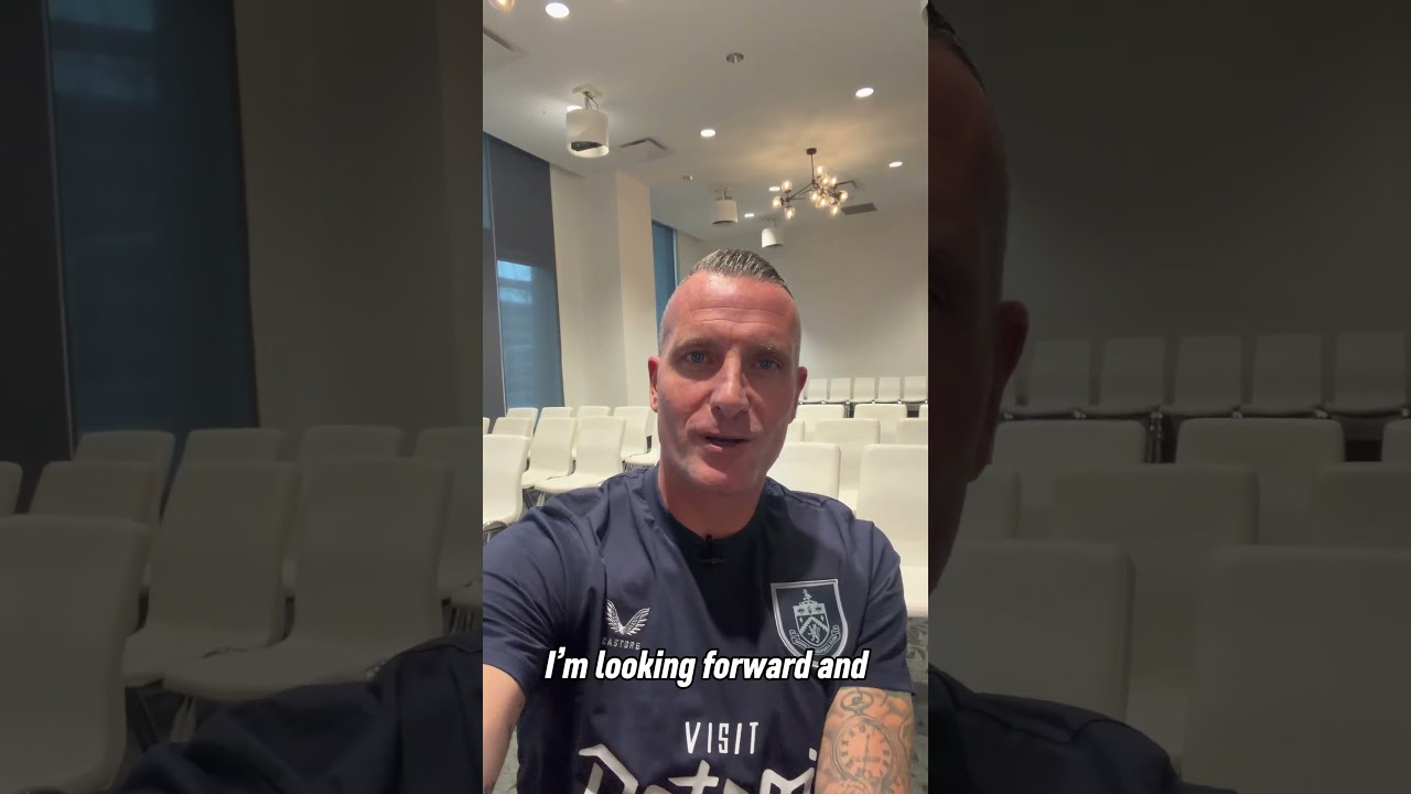A special message for you 🤳 #BurnleyFC #football #efl