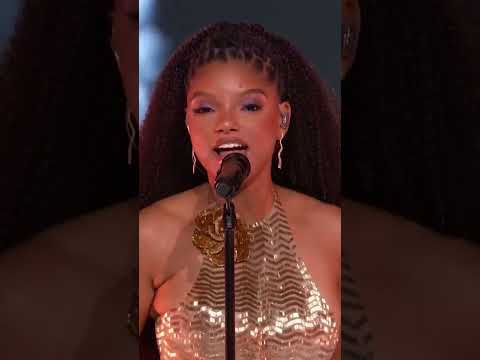 Cover Halle Bailey full performance of Diana Ross/ Supremes Tribute for  “A Motown Cristmas”🎄❤️