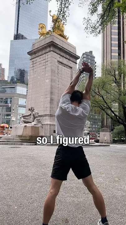 What it REALLY costs to solo travel NYC for a day πΈπ₯