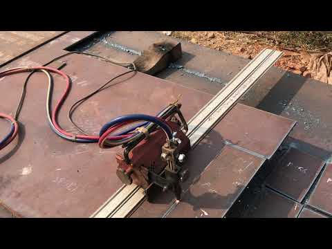 Gas Pug cutting machine in fabrication work || steel gas cutting machine || Pug