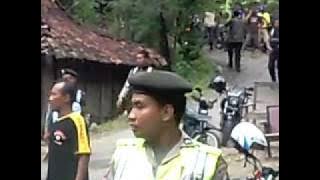 PSHT PONOROGO SELATAN HANCURKAN TUGU WINONGO (part 2)