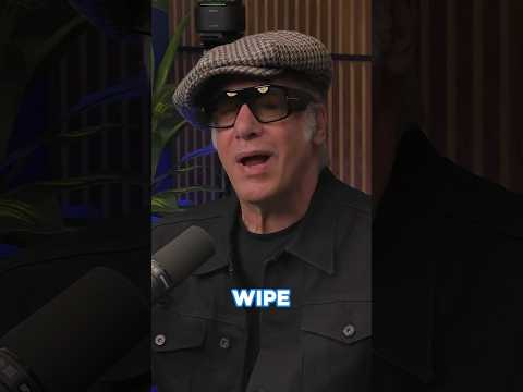 Why Andrew Dice Clay Didn’t Diaper His Kids | Howie Mandel Does Stuff