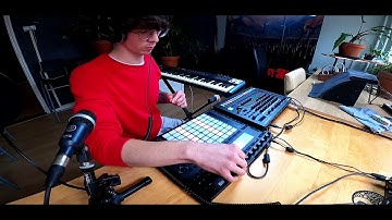 Eternity Awaits // Ableton Live Session & Looping // Roland TR8s, Ableton Push 2 // Deep Minimal