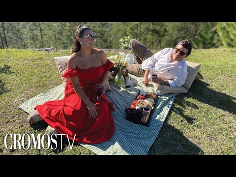 Video: El Mejor Equipo De Picnic Del Día De San Valentín Para La Pareja Al Aire Libre