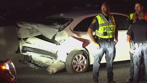 Suspected DWI driver crashes on Loop 1604, sends three to hospital